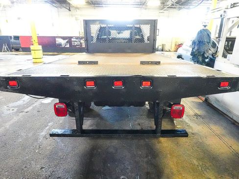 Used 2019 Ford F550 4x4 Regular Cab Super Duty image 5