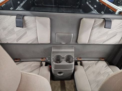 Used 2005 Chevrolet Colorado LS image 25