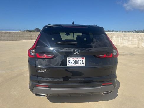 Used 2025 Honda CR-V Sport image 4