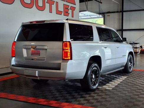 Used 2016 Chevrolet Suburban LT AWD/4WD image 8