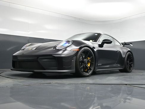 Certified 2026 Porsche 911 GT3 w/ Chrono Package RWD image 20