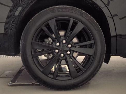 Used 2023 Cadillac XT6 Premium Luxury AWD/4WD image 19