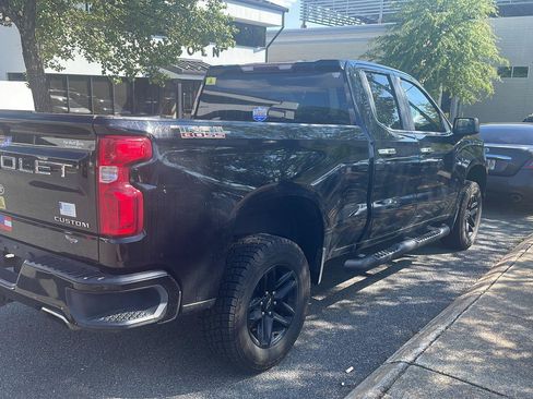 Used 2019 Chevrolet Silverado 1500 Custom Trail Boss w/ Custom Convenience Package AWD/4WD image 4