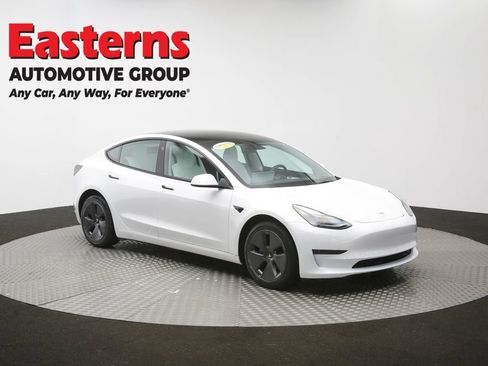 Used 2023 Tesla Model 3 Standard Range RWD image 43