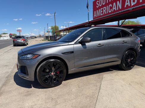 Used 2017 Jaguar F-PACE S image 27