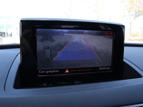 Used 2018 Audi Q3 2.0T Premium image 21