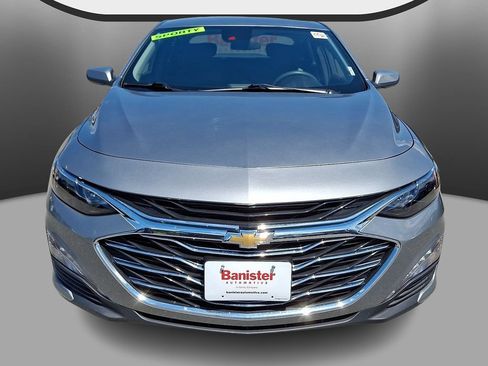 Used 2024 Chevrolet Malibu LT FWD image 2