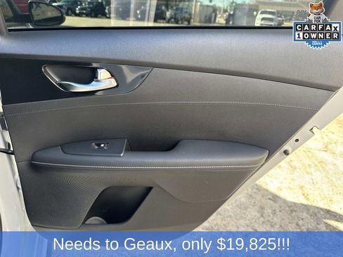 Used 2024 Kia Forte GT-Line w/ GT-Line Premium Package FWD image 24