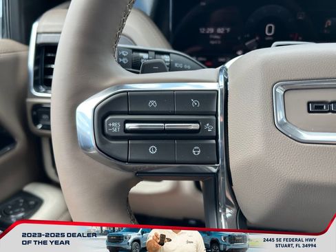 New 2026 GMC Yukon XL Denali w/ Denali Reserve Package image 23