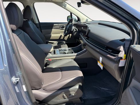 New 2026 Kia Carnival SX FWD image 18