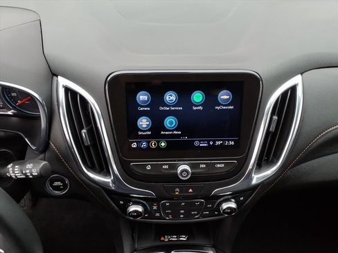 Used 2024 Chevrolet Equinox Premier FWD image 23