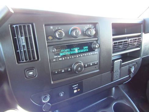 Used 2024 Chevrolet Express 2500 w/ Driver Convenience Package image 17