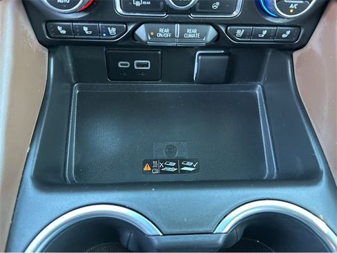 Certified 2024 Chevrolet Tahoe High Country w/ Advanced Technology Package image 22