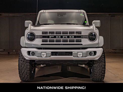 Used 2023 Ford Bronco Heritage Edition AWD/4WD image 4