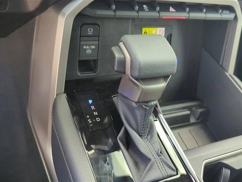 New 2026 Toyota Tundra Limited AWD/4WD image 25