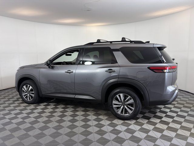 Certified 2026 Nissan Pathfinder SL AWD/4WD image 8