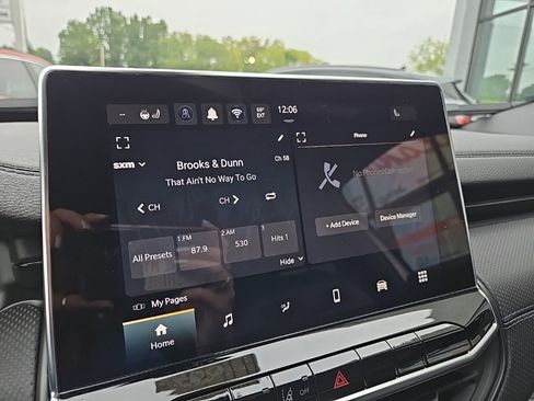 Used 2026 Jeep Compass Latitude image 46