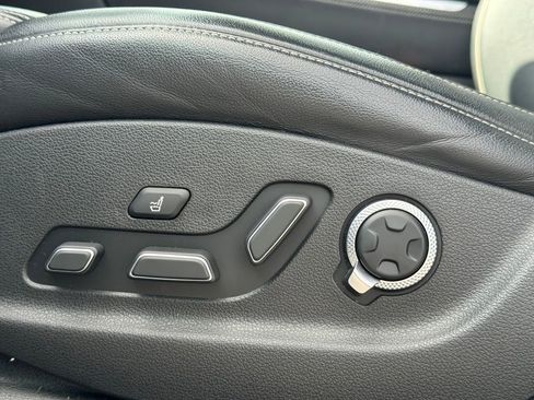 Used 2021 Genesis GV80 2.5T w/ Prestige Package 05 image 15