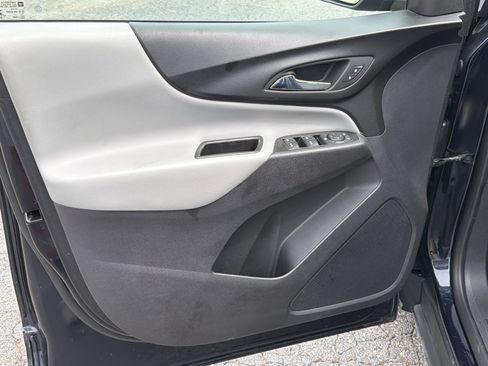 Used 2020 Chevrolet Equinox LS FWD image 21