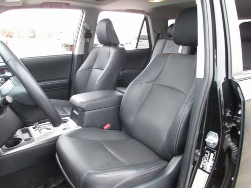 Used 2023 Toyota 4Runner Limited image 18