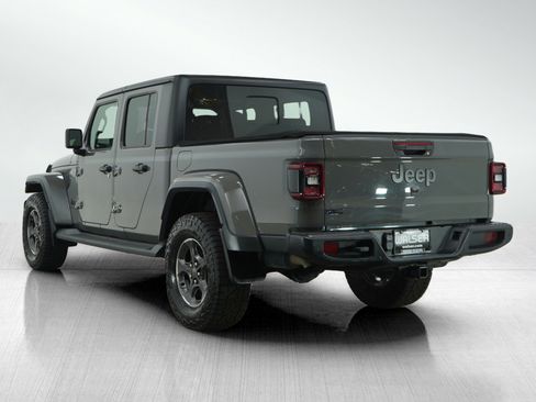 Used 2021 Jeep Gladiator Sport image 3