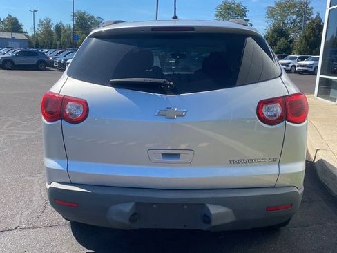 Used 2012 Chevrolet Traverse LS image 5