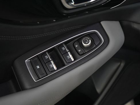 Used 2023 Subaru Outback Limited image 20