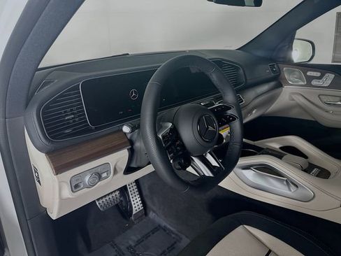 New 2026 Mercedes-Benz GLE 53 AMG 4MATIC image 9