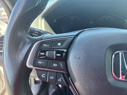 Used 2020 Honda Accord Sport image 17