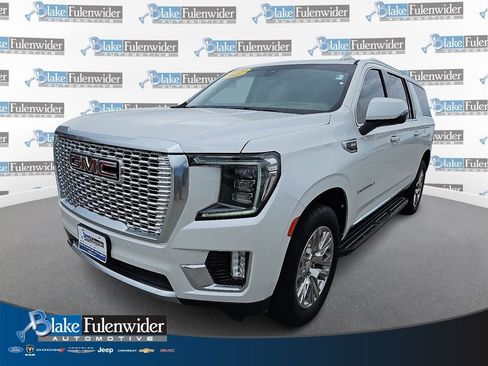 Used 2021 GMC Yukon XL Denali AWD/4WD image 1