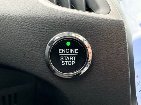 Used 2024 Ford Edge SEL w/ Convenience Package image 32