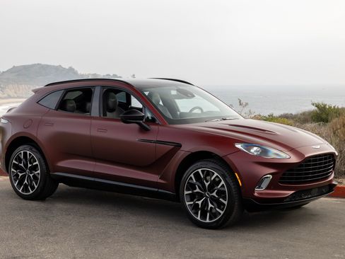Used 2021 Aston Martin DBX AWD/4WD image 1