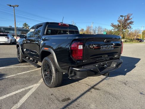 New 2026 GMC Canyon Denali w/ LPO, Denali Black Edition image 4