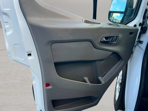Used 2025 Ford Transit 250 Low Roof w/ Exterior Upgrade Package RWD image 16