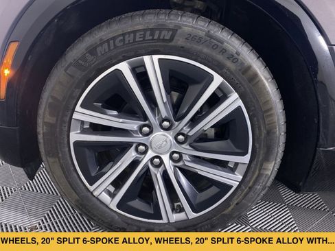 Certified 2024 Cadillac Lyriq Luxury AWD/4WD image 15