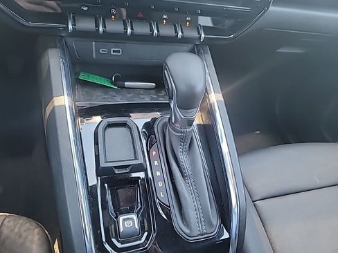 Used 2025 GMC Canyon Elevation w/ Convenience Package RWD image 17