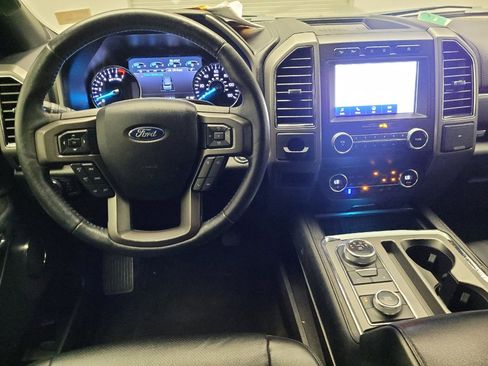 Used 2020 Ford Expedition XLT w/ Equipment Group 202A AWD/4WD image 22