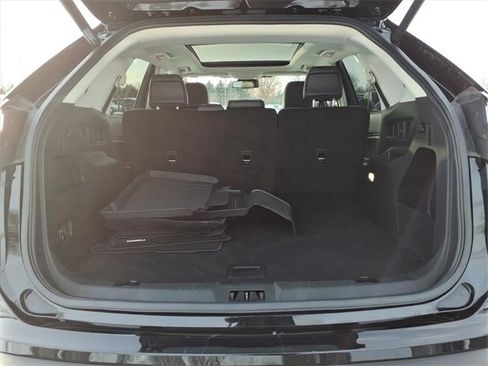 Certified 2022 Ford Edge SEL w/ Convenience Package image 9