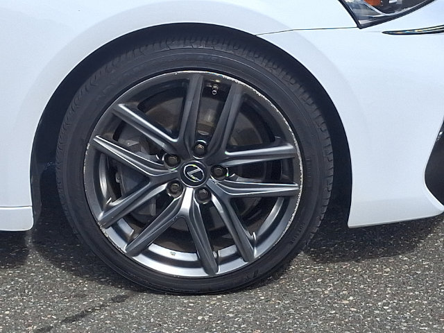 Used 2019 Lexus IS 300 F Sport w/ F Sport Package AWD/4WD image 27