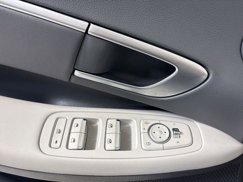Certified 2025 Hyundai Sonata SEL FWD image 18