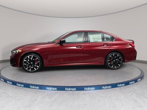 New 2026 BMW 330i xDrive Sedan w/ M Sport Package AWD/4WD image 8