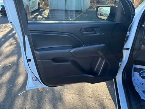 Used 2023 Chevrolet Colorado W/T image 11