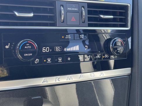 Used 2024 Nissan Armada SL w/ Midnight Edition Package image 20