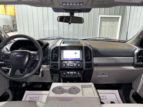 Used 2022 Ford F250 XLT w/ XLT Value Package AWD/4WD image 17