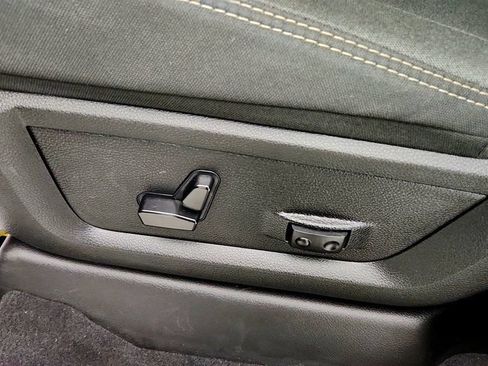 Used 2025 RAM 2500 Big Horn AWD/4WD image 10