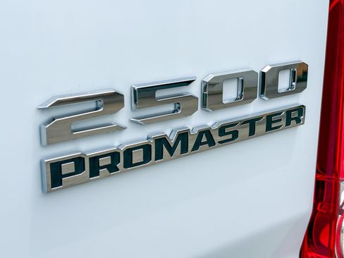 Used 2023 RAM ProMaster 2500 FWD image 15