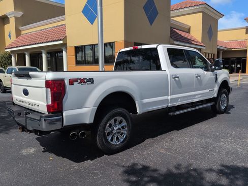 Used 2019 Ford F350 Lariat w/ Lariat Ultimate Package AWD/4WD image 3