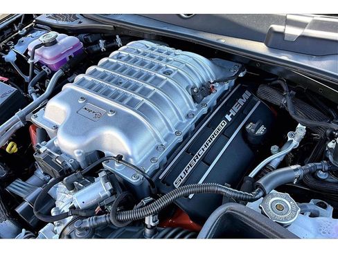 Used 2023 Dodge Challenger SRT Hellcat w/ Driver Convenience Group RWD image 37