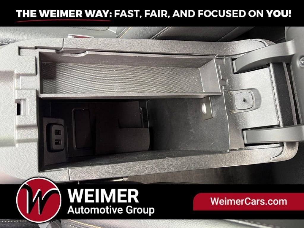 Used 2023 Chevrolet Equinox Premier AWD/4WD image 39