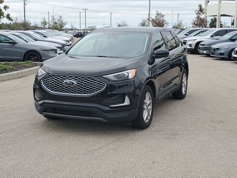 Used 2023 Ford Edge SEL image 8